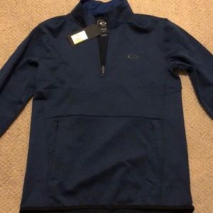 Oakley men’s sweater